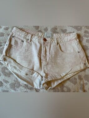One Teaspoon Cream High-Rise Denim Shorts